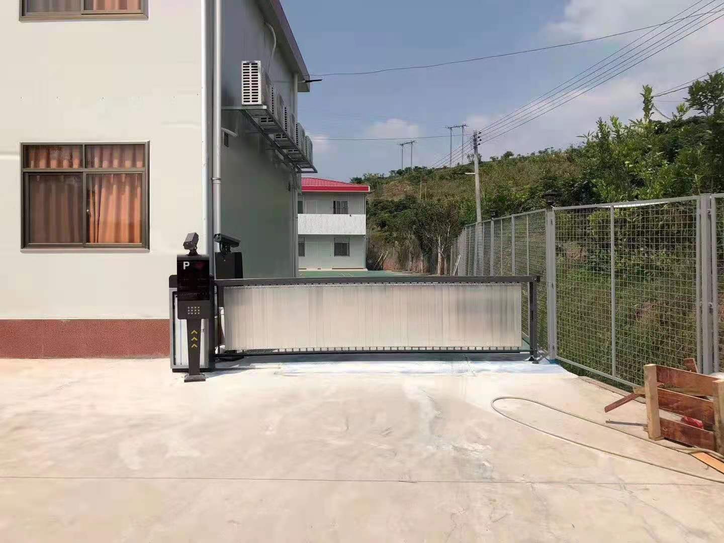 铜陵自动识别起落杆 扫码收费起落杆 大门自动起降杆 门口电动门