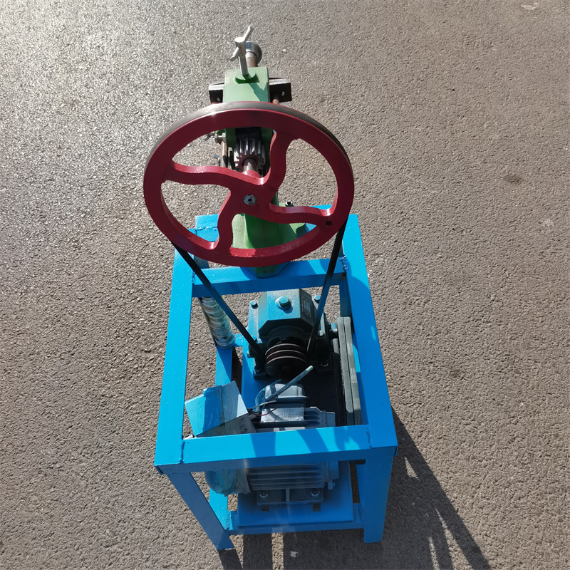 鑫宏牌电动单轮铁皮保温压边机小型电动压筋机翻边压筋咬口机