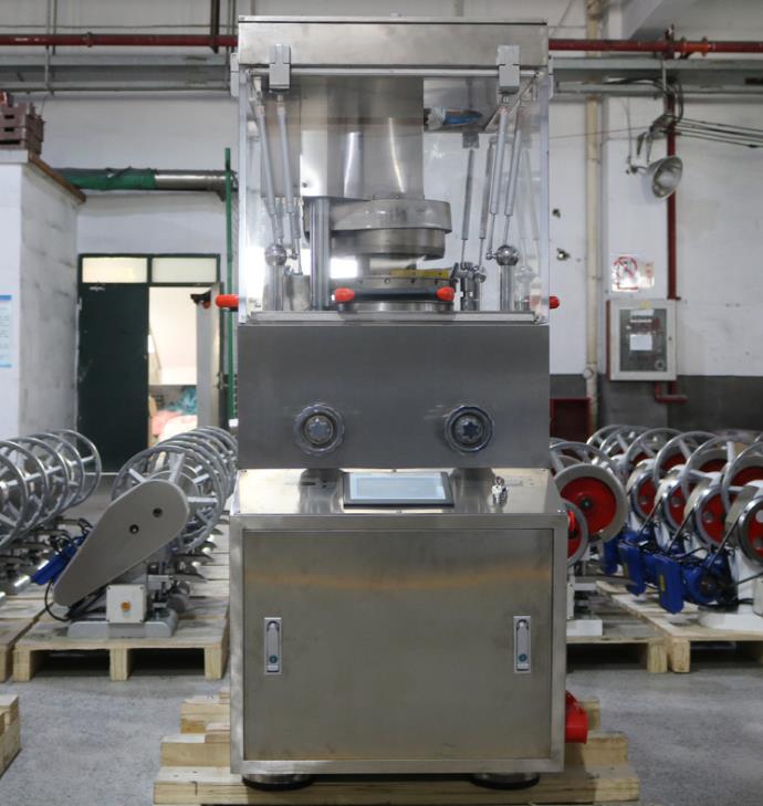 梁山县环洋二手设备购销有限公司 产品展厅 >蒸汽玉米压片机 小型玉米