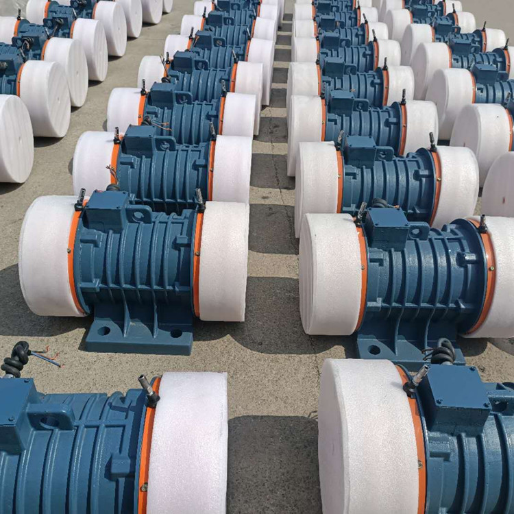 通泰机械 振动电机 冷轧硅钢片 三相异步振动电机 操作便捷