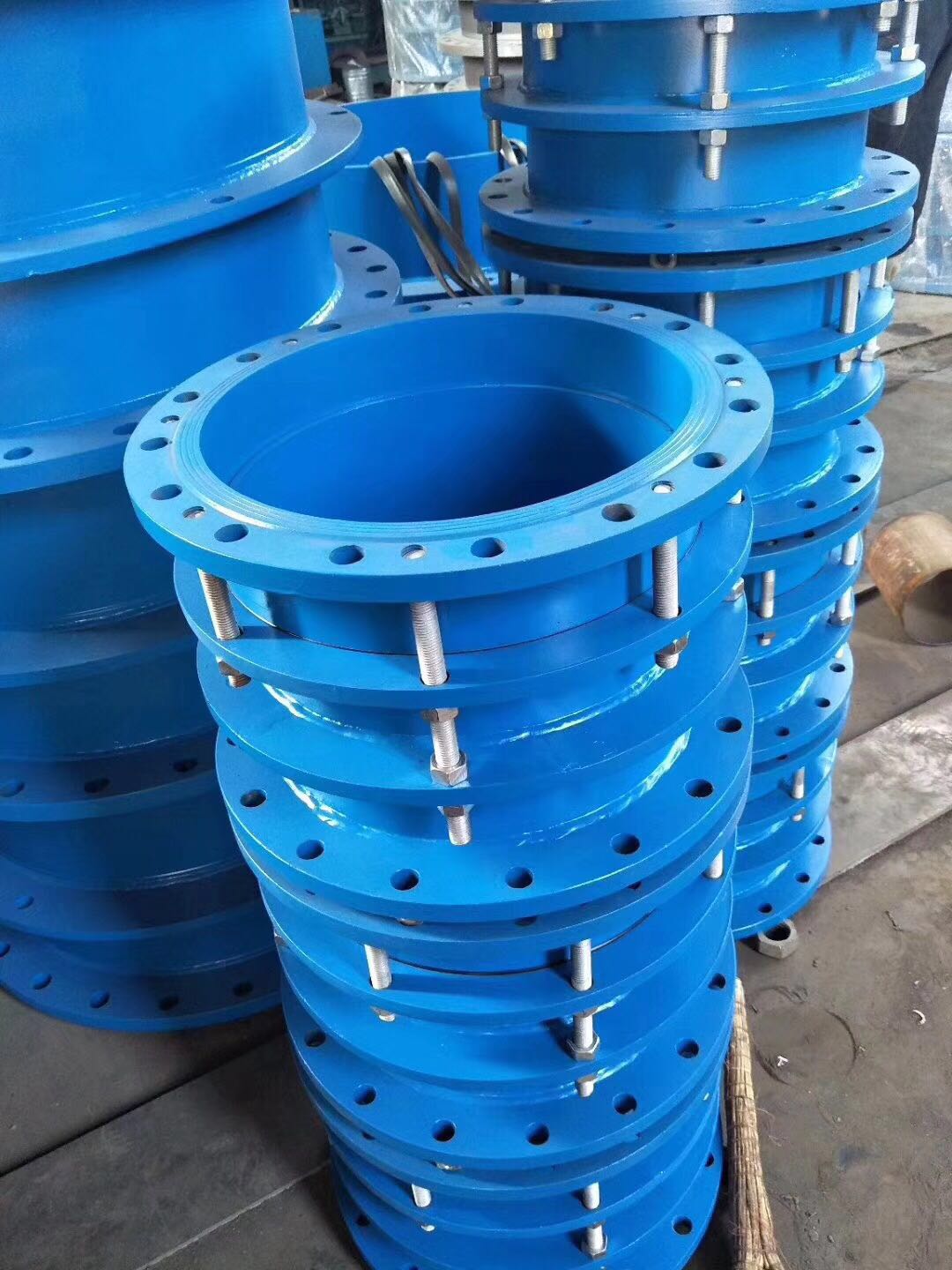 伸缩器标准本地厂家