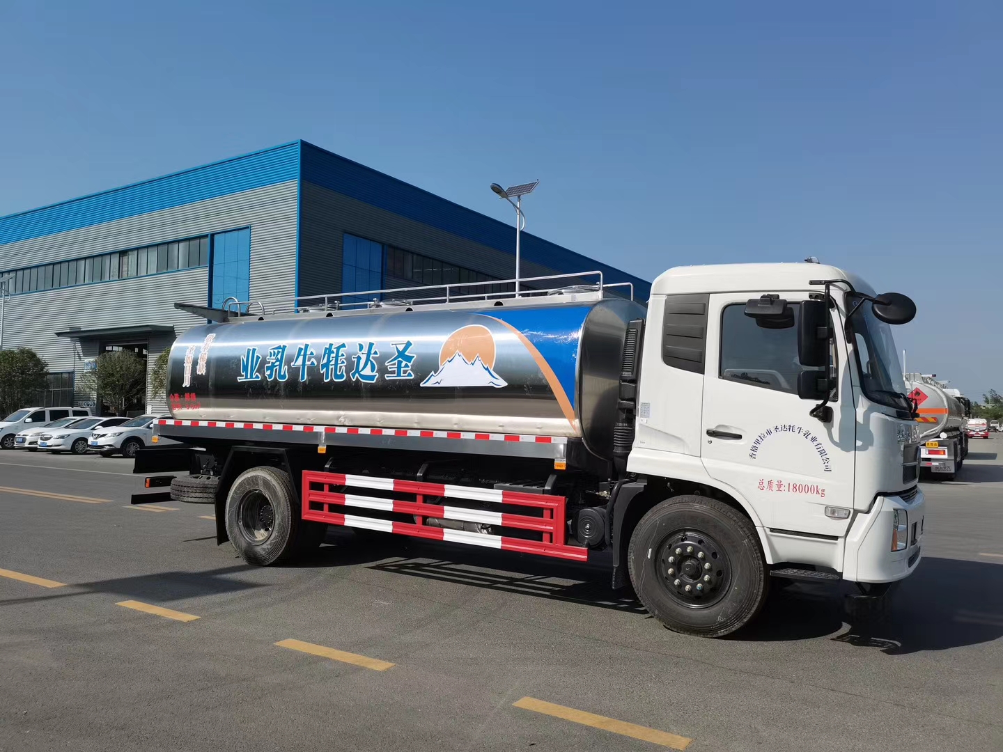 国六12方奶罐车东风天锦12方奶罐车厂家鲜奶运输车图片及价格