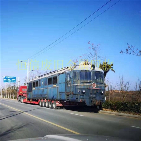 綠皮火車頭二手綠皮火車廂蒸汽機車恆信廢舊金屬