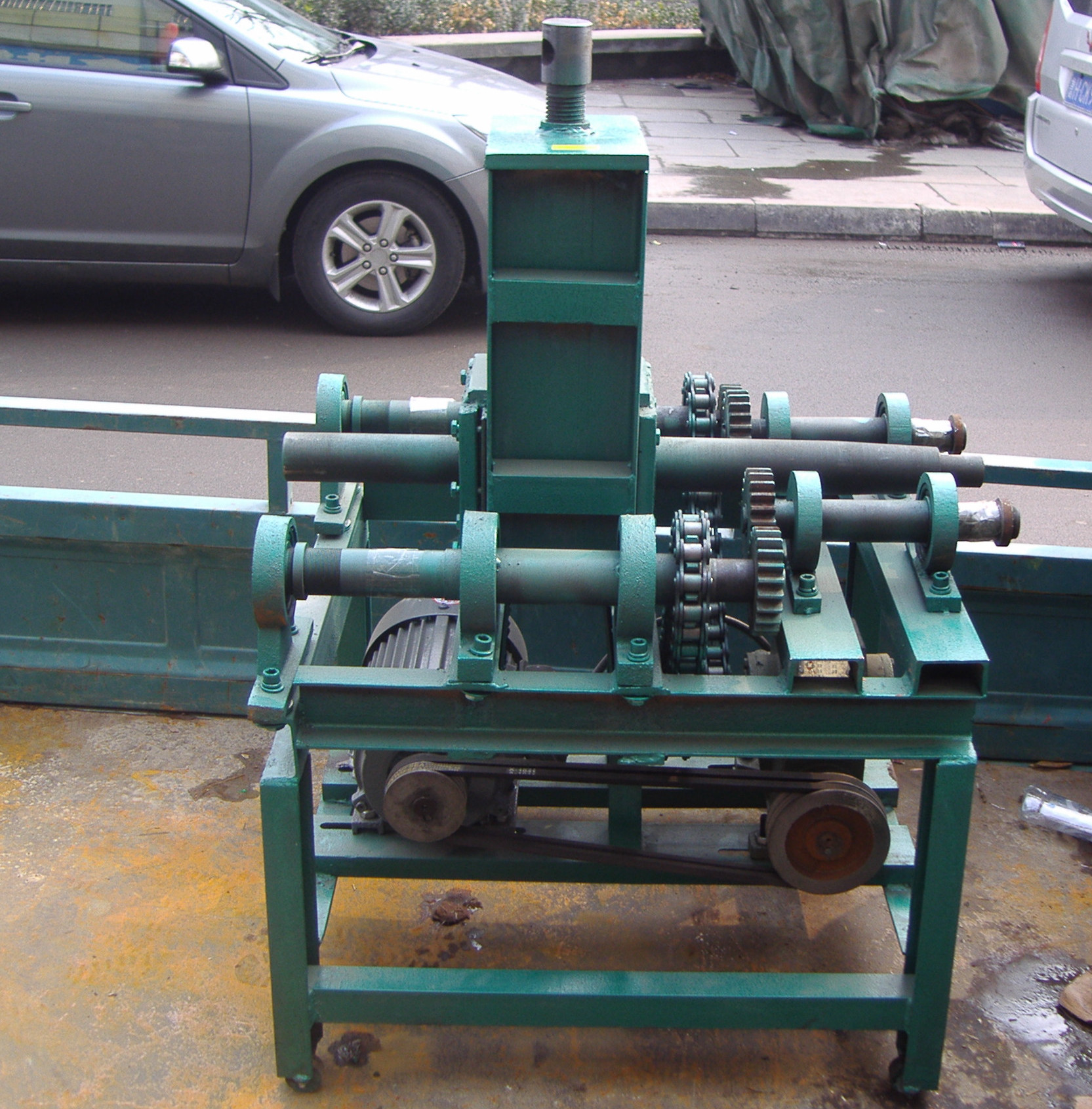 鑫宏供应电动卧式弯管机电动滚动式弯管机dwqj63弯管弯弧机厂家