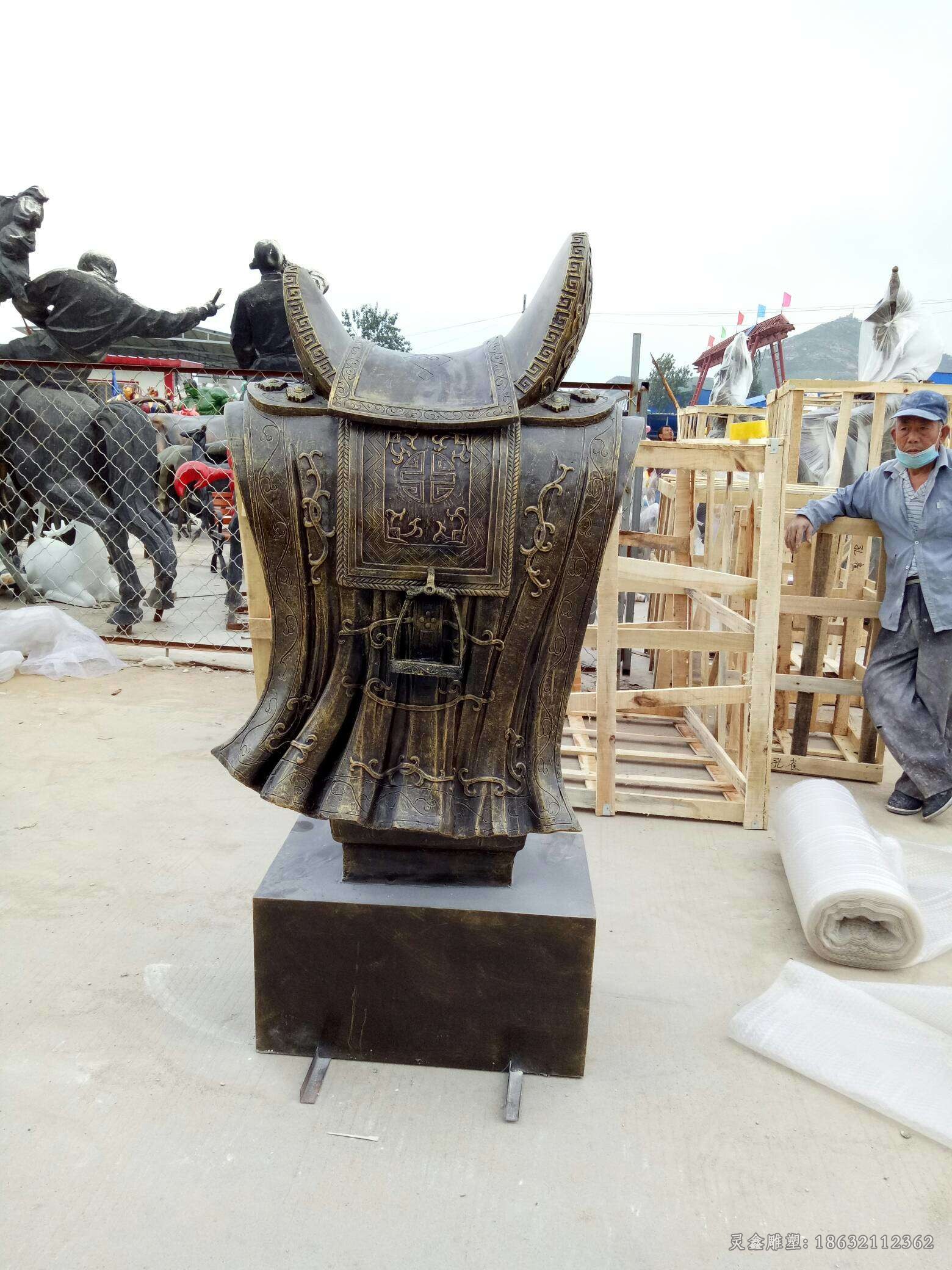 马鞍景观城市铜雕