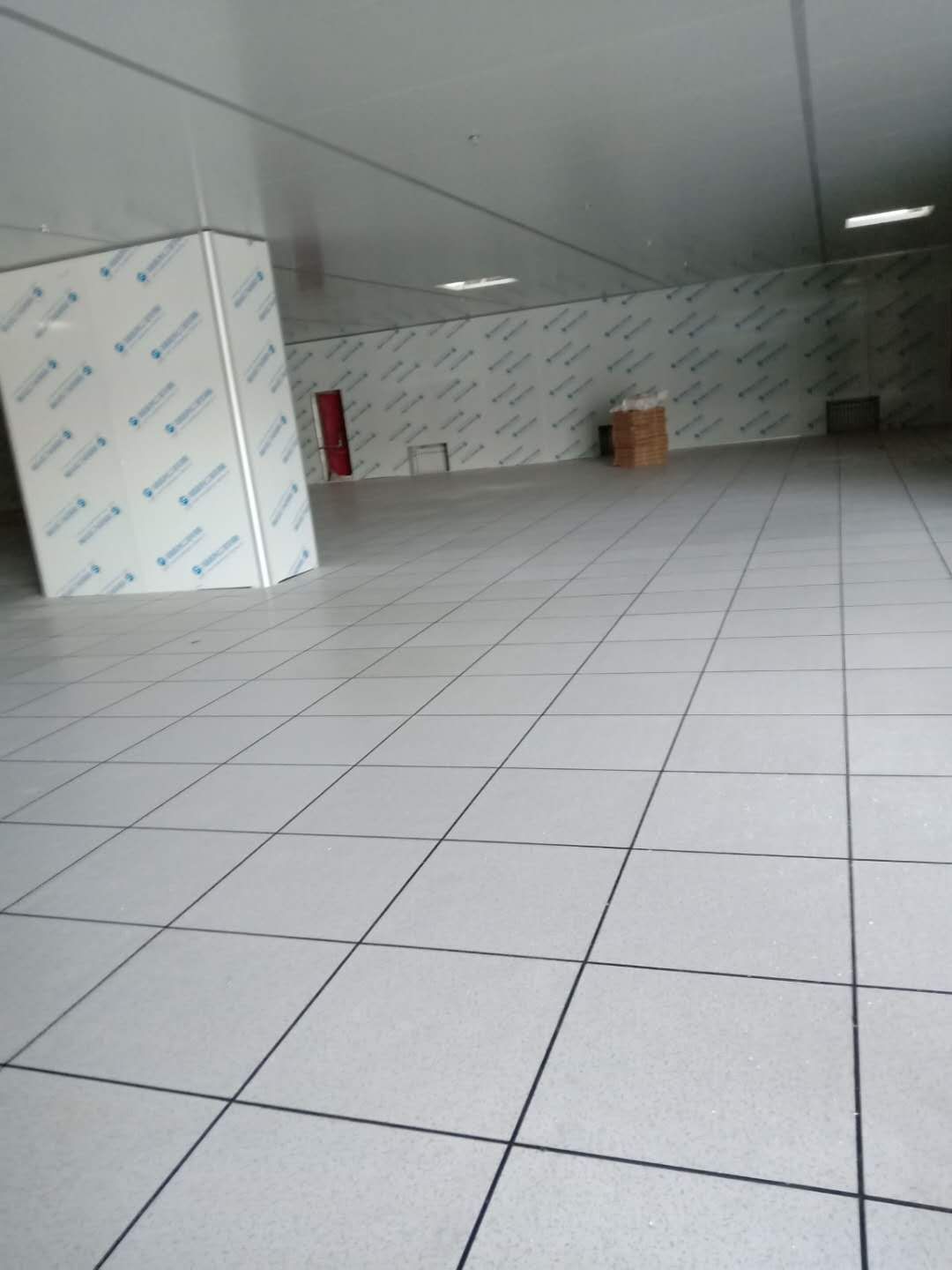 全钢防静电地板价格 防静电地板厂家 防静电地板价格