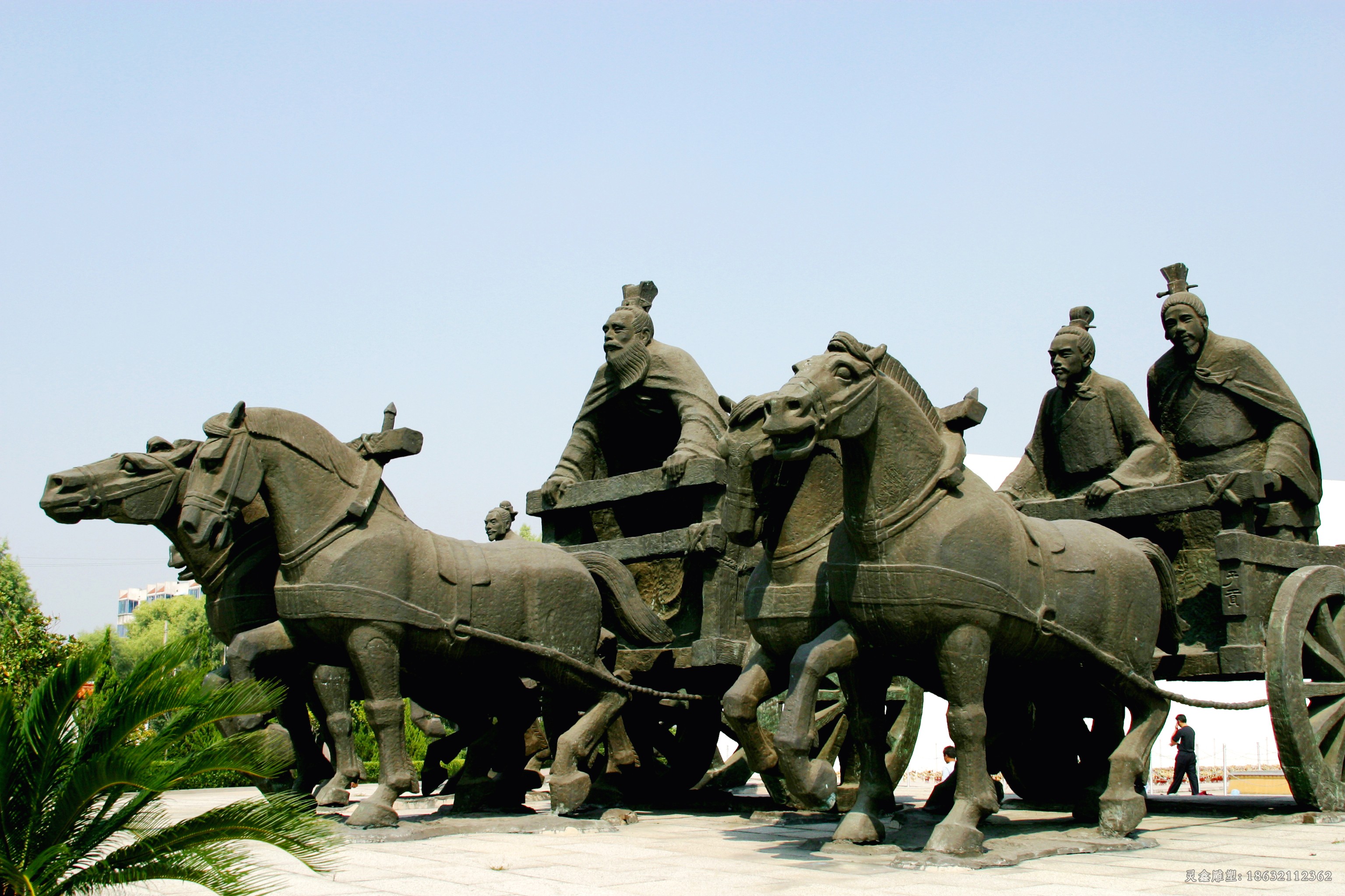 古代人物骑马车园林铜雕