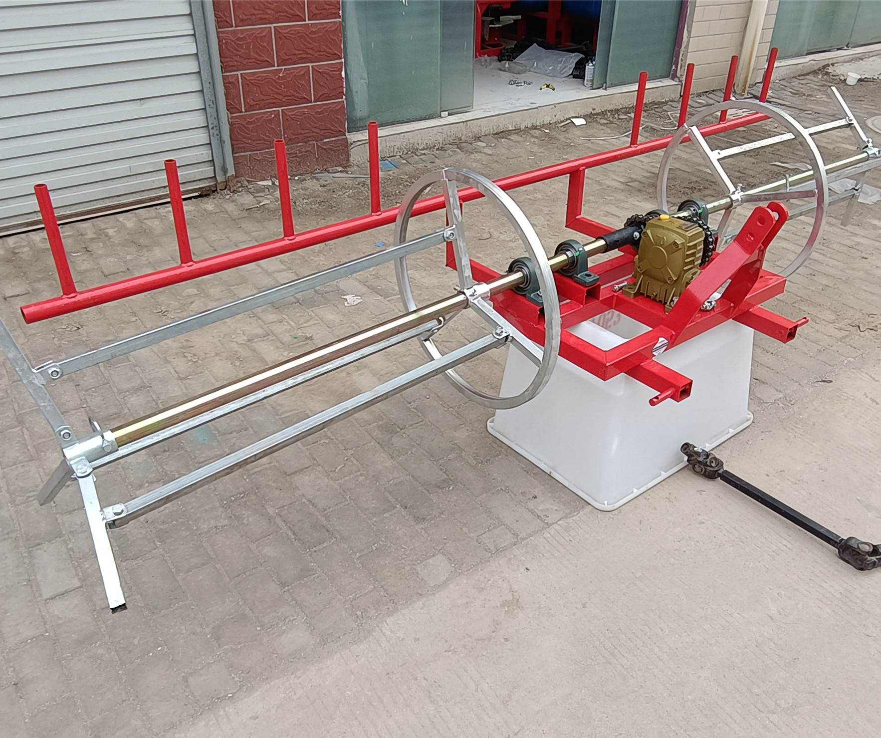 滴灌带回收机 大型滴灌带卷管机  滴灌带回收机价格