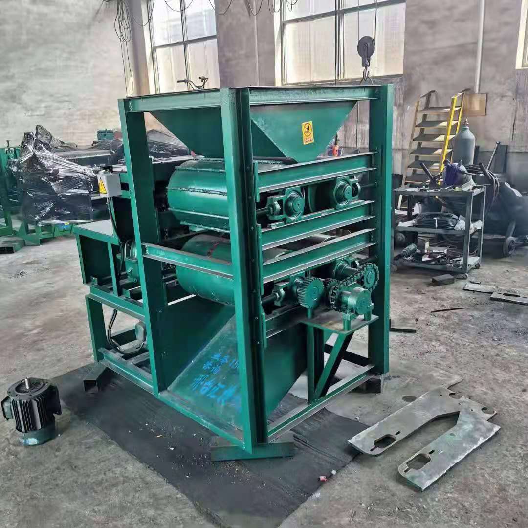 易拉罐压扁机厂家 易拉罐压片机价格 易拉罐压扁机配套设备