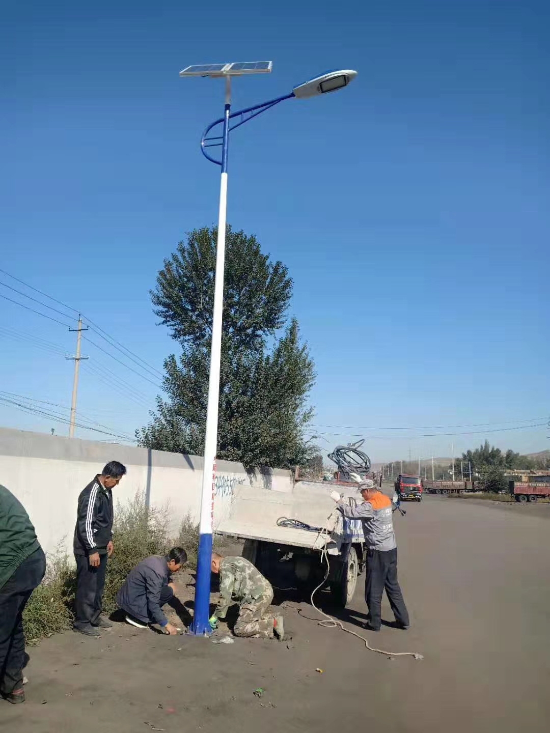 生產廠家直營智能led太陽能路燈