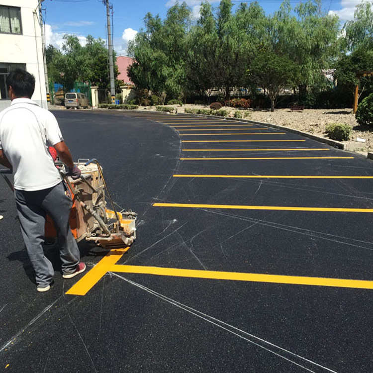 道路停车场划线 加油站道路划线 标线翻新 欢迎咨询