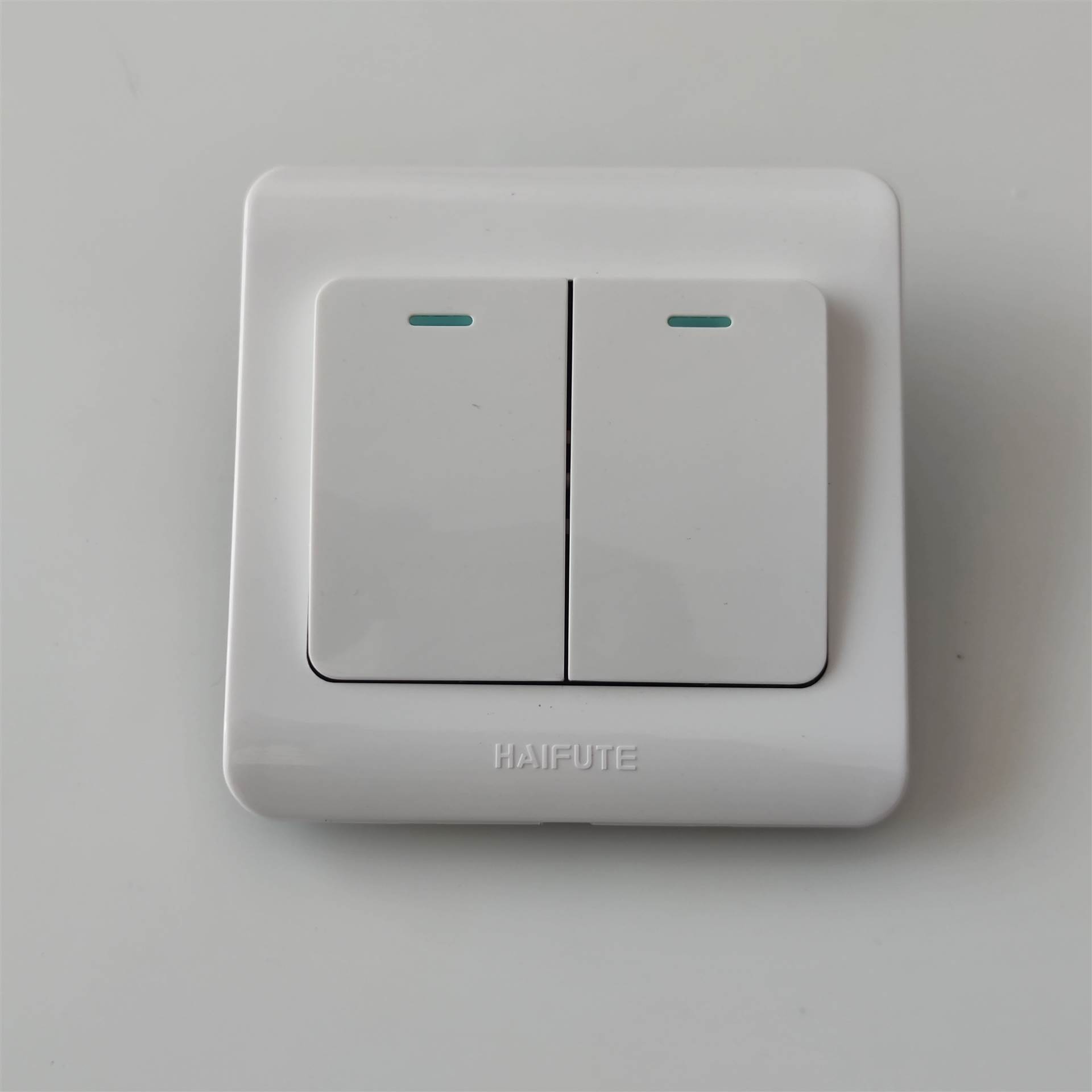 墙壁开关总搜索量669今日预计曝光量14