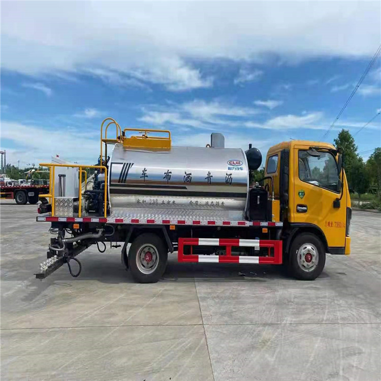 东风多利卡4吨沥青洒布车玉柴140马力喷洒乳化沥青热沥青等