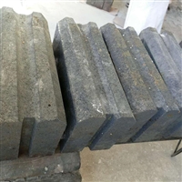 耐磨碳化硅滑轨砖 生产碳化硅滑轨砖 宏丰耐材 锻造行业用碳化硅滑轨砖