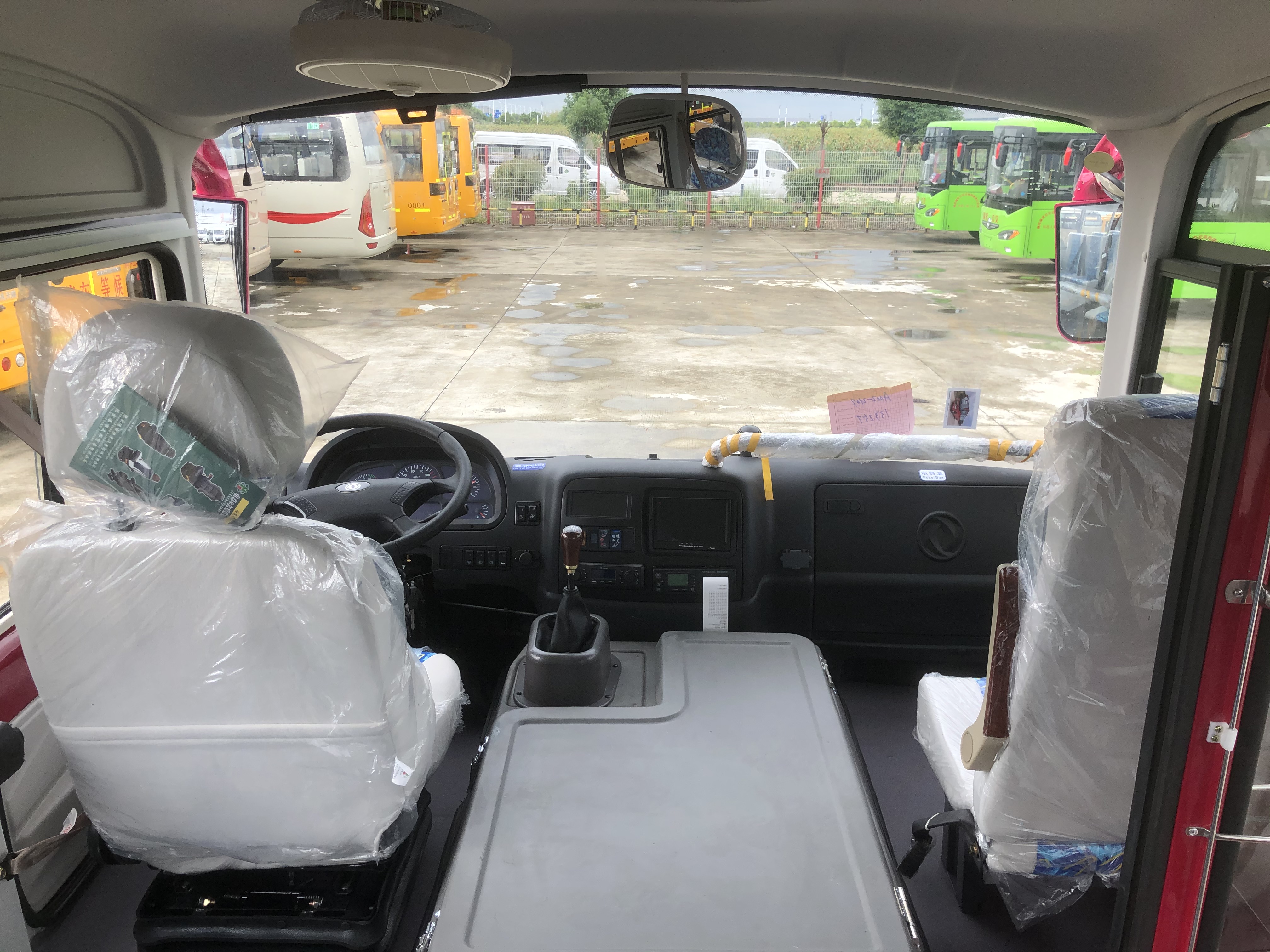 东风19座客车 国六19座客运班车 新款19座公路车