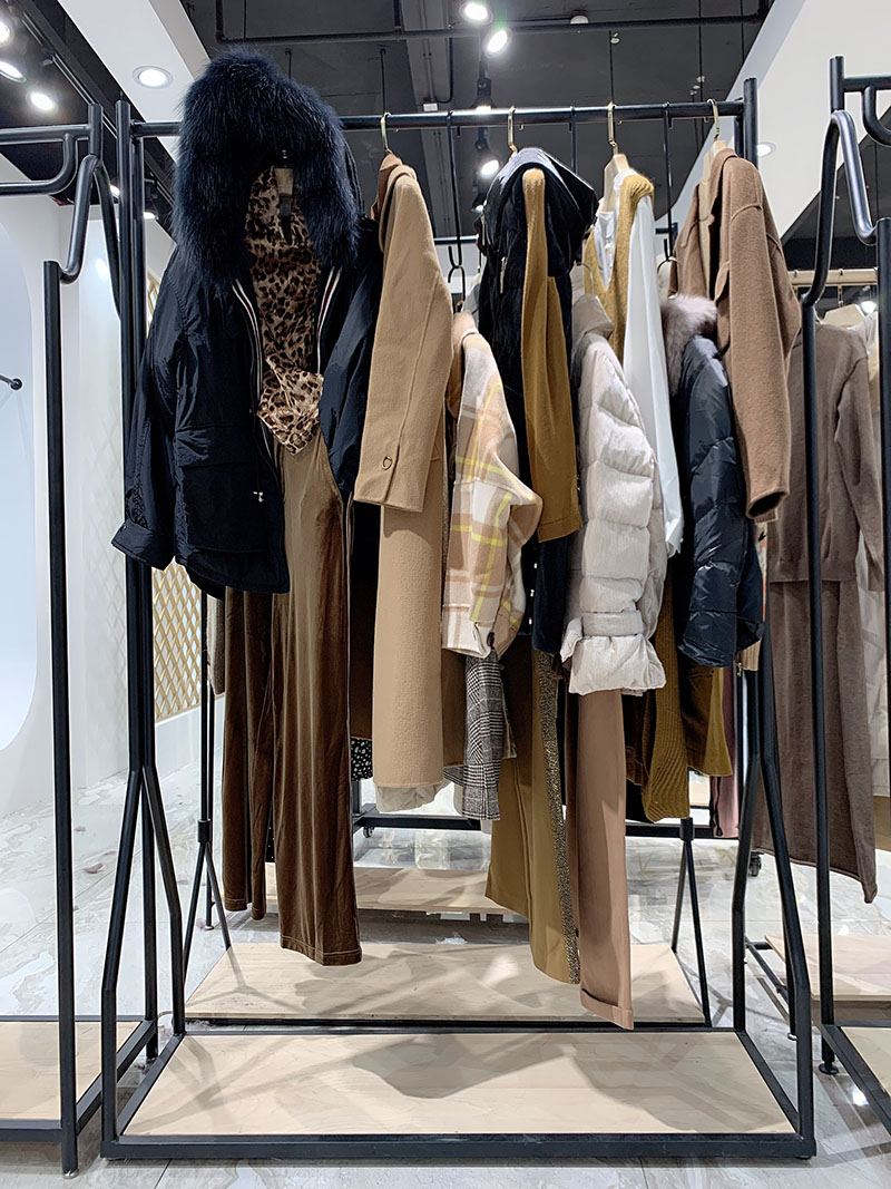 折扣品牌女装 批发品牌折扣服装 品牌折扣商城尾货