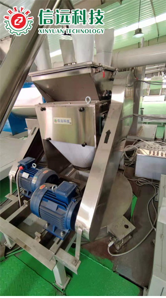 山东尿素粉碎机的价格