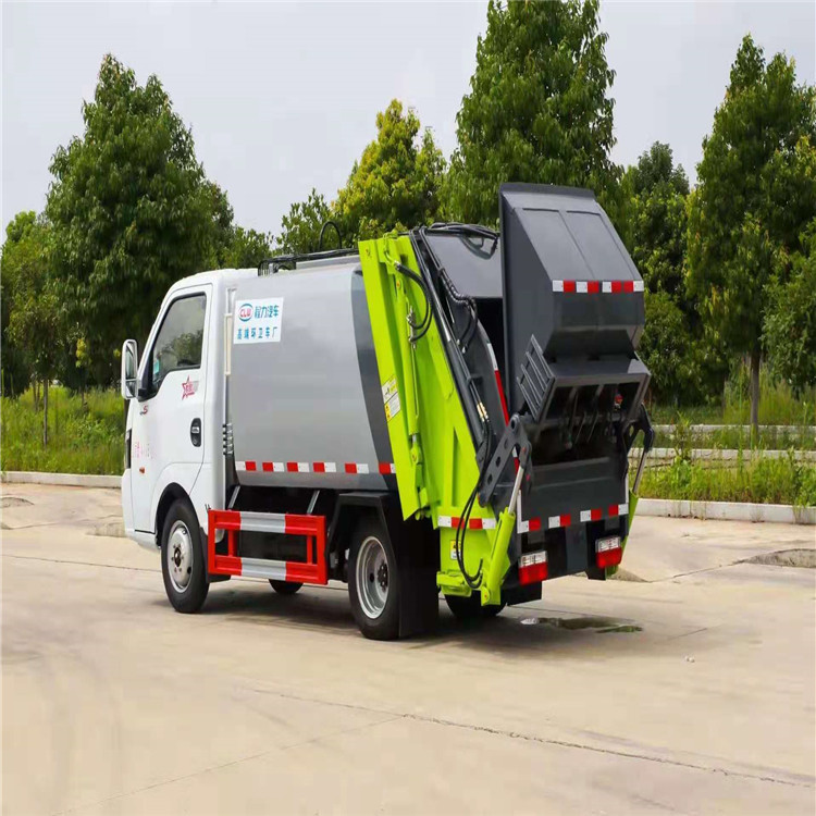 蓝牌柴油挂桶垃圾车小型4方侧挂桶垃圾清运车小区乡村专用垃圾车