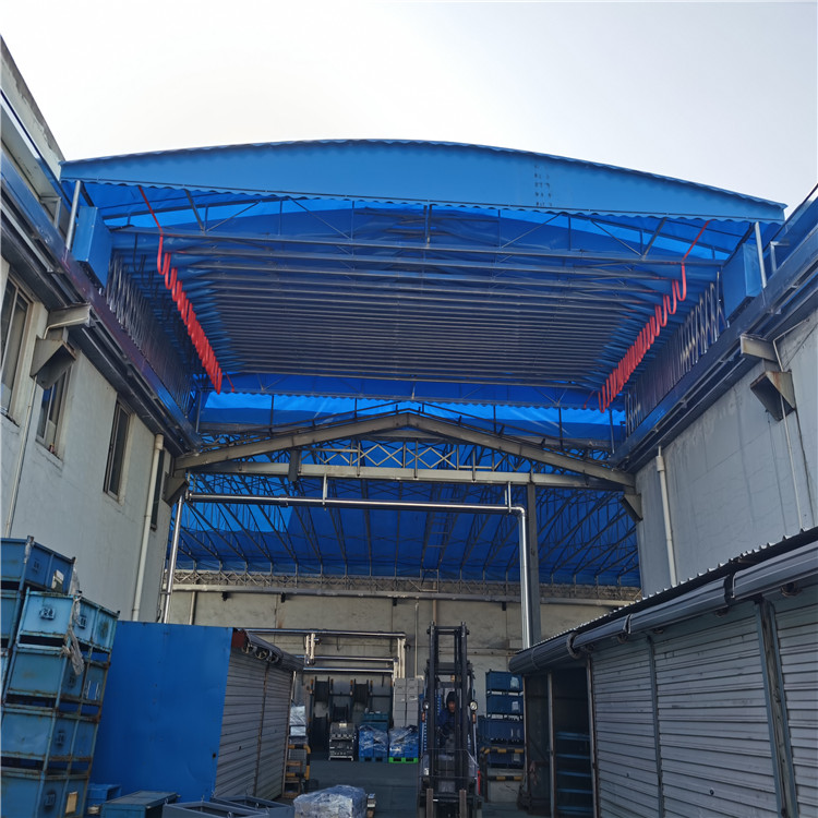 苏州市鑫建华钢结构工程有限公司 产品展厅 >鑫建华仓库电动伸缩雨棚