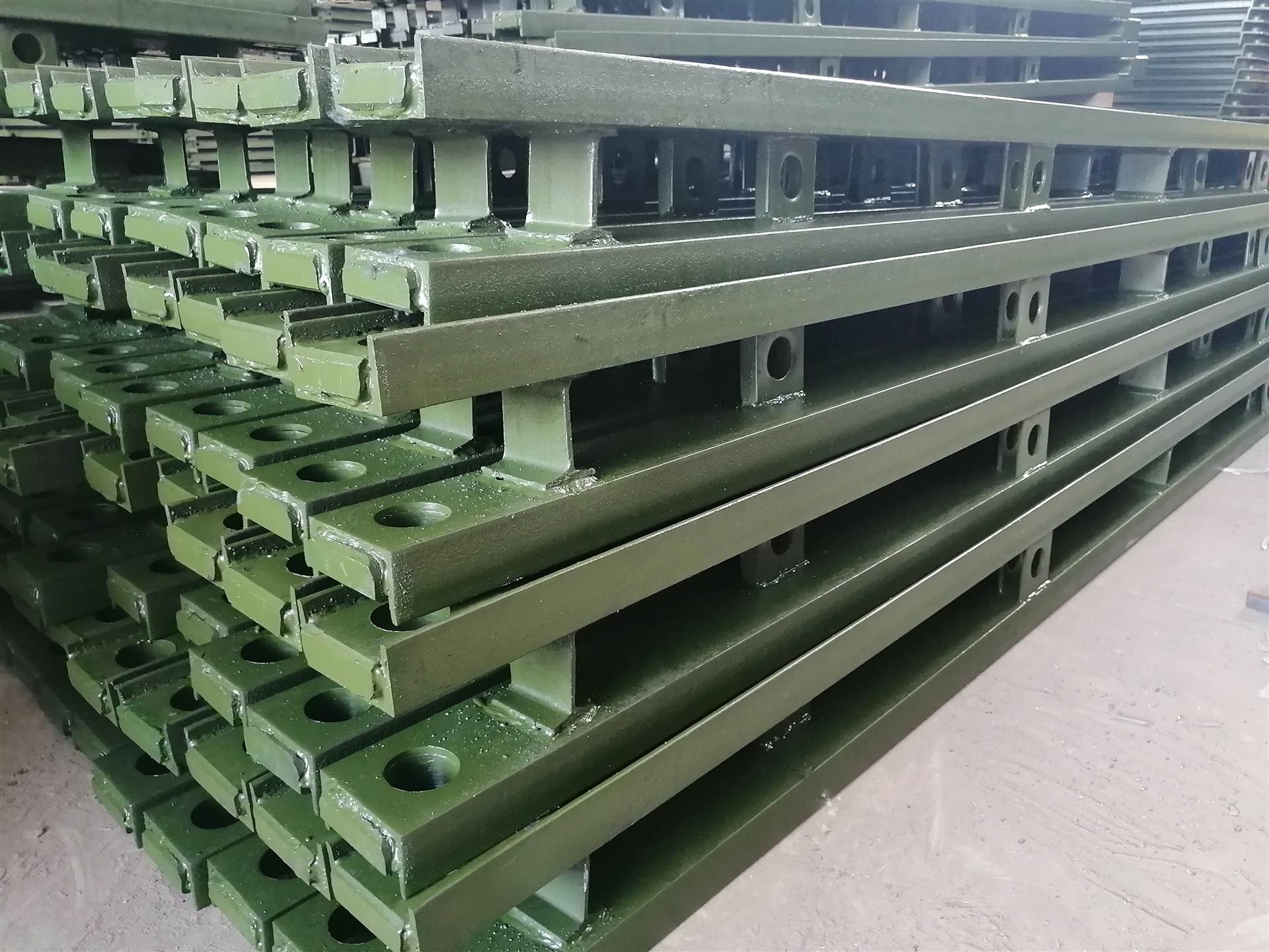 赛夫特厂家长期供应贝雷片钢便桥贝雷片厂家支持定制