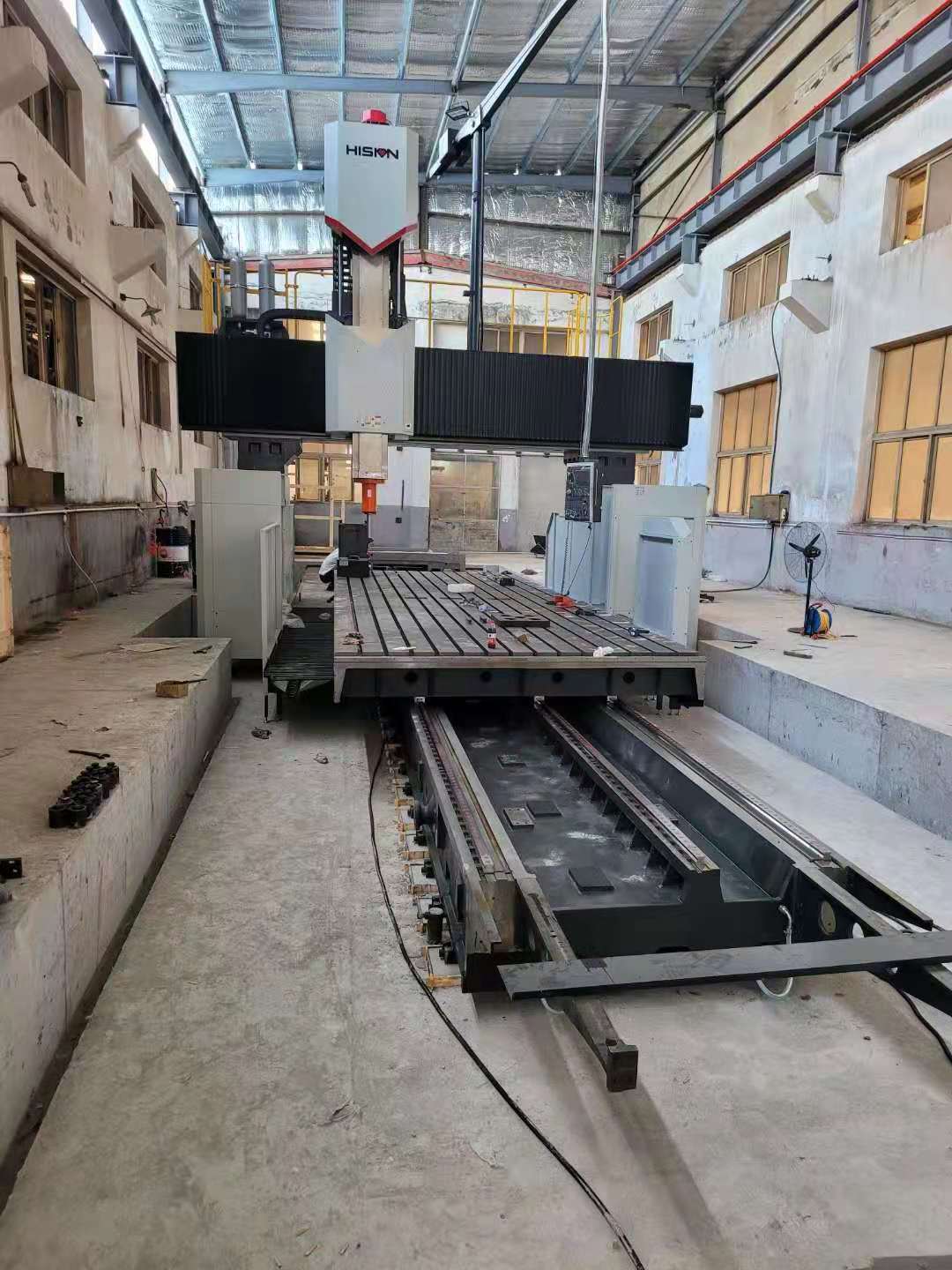 海天方滑枕龙门glu1830宁波海天龙门加工中心镇江销售业务员