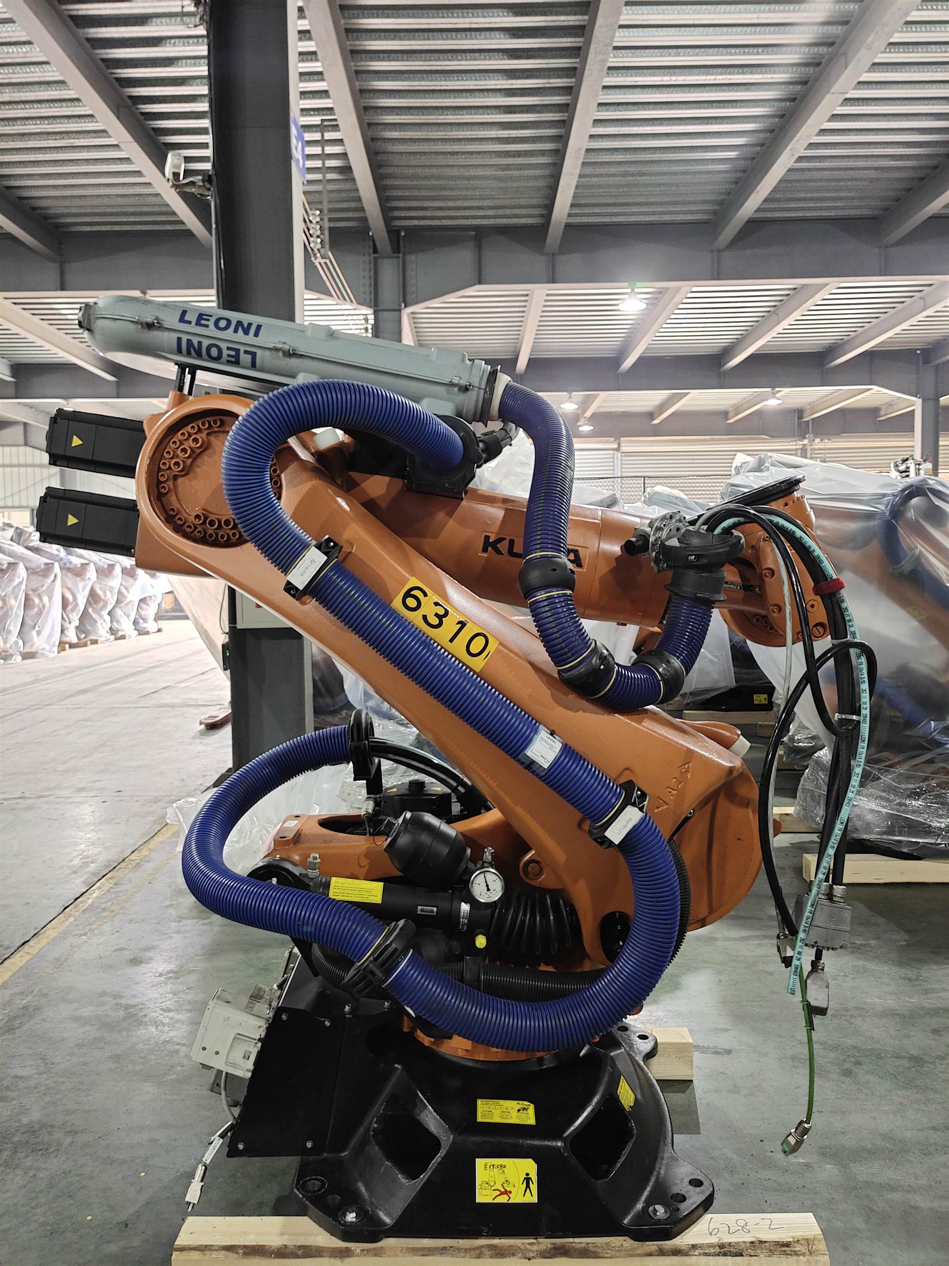 库卡kr210r2700extra二手机器人krc4