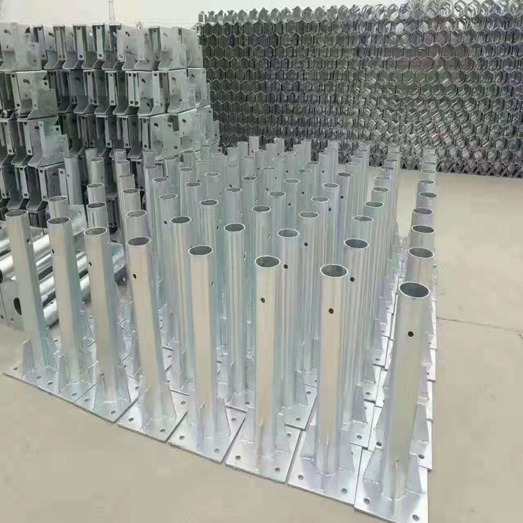 1200,安装方式为预埋安装,1500,1950,2100为打桩114为立柱直径,4