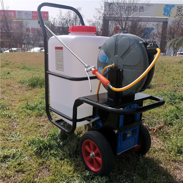 四轮农用打药机12v电动打药机小型打药机厂家