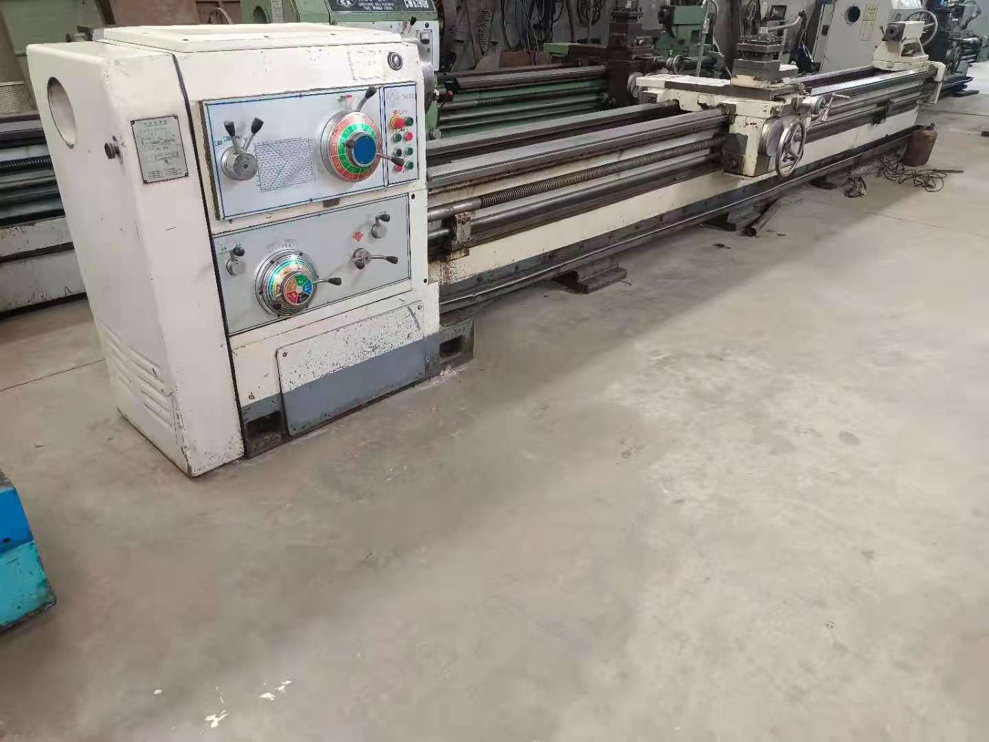 文安县华曜机床购销部 产品中心 >处理二手大连二机cw6163c卧式车床