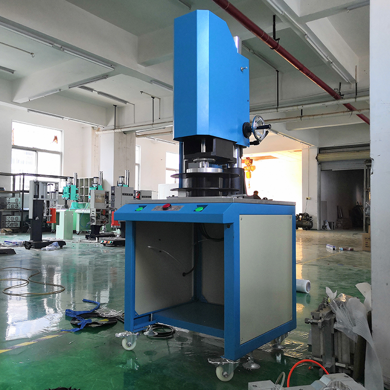 江门旋转焊接机圆形塑胶件焊接定位旋熔机非标超声波旋熔机