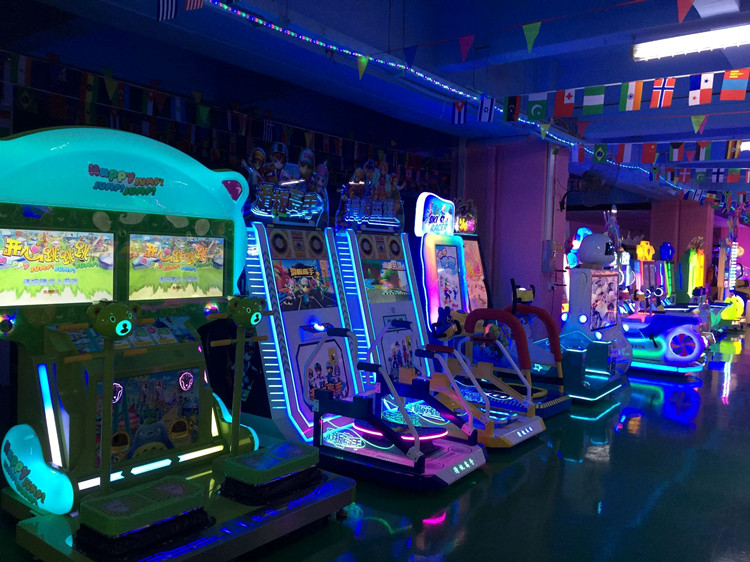 远通42寸tt摩托 大型成人模拟机 电玩设备动漫城游戏机