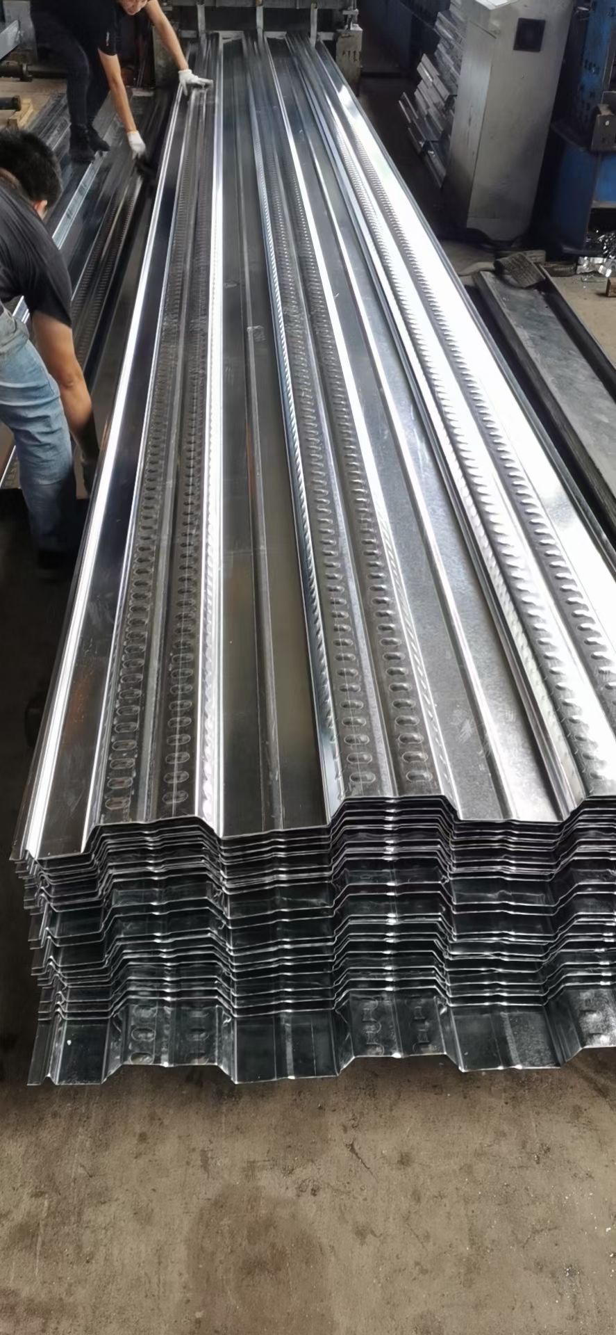 惠州楼承板板宽度常规精轧镀锌钢承板拉弯地址