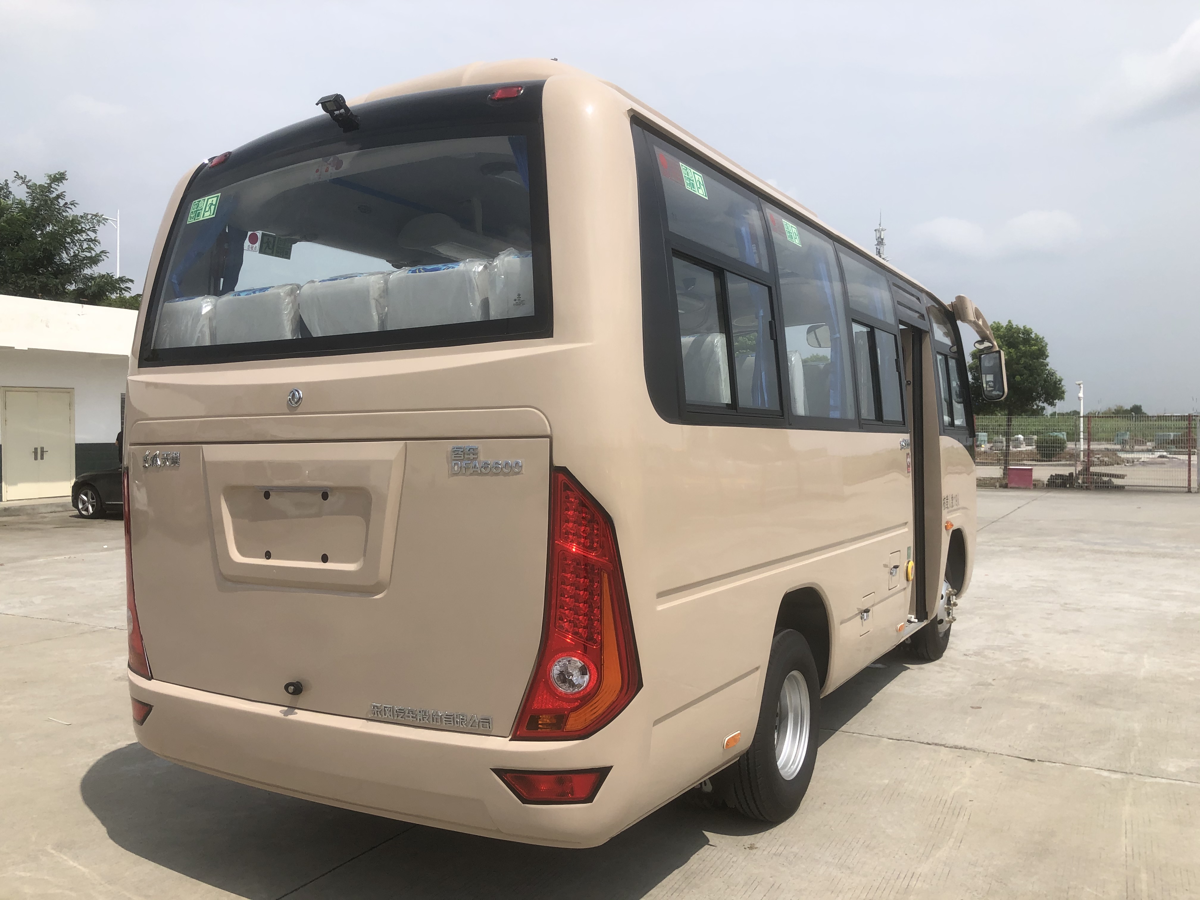 晨溪县东风19座客车 19座客车配置 新款国六19座乡村客车报价