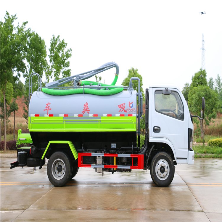 牧场内用的抽粪车 牧场沼气池沼液沼渣排运车