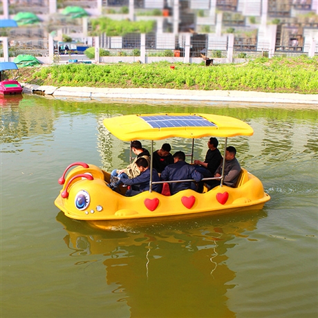 毛毛虫太阳能户外公园游船自排水功能电瓶船ct6