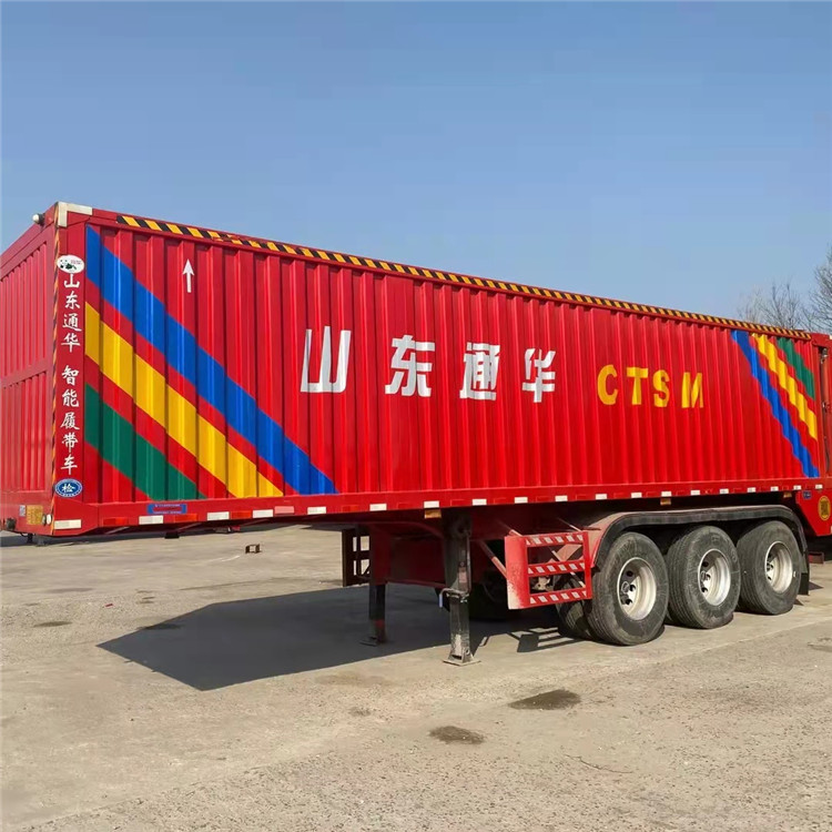 商用 平推式自卸半挂车 运输粮食玉米砂石料 结构稳固图片_高清图