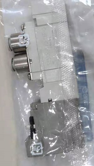 标准DC24V电压SY5120-5G-01 SMC电磁阀