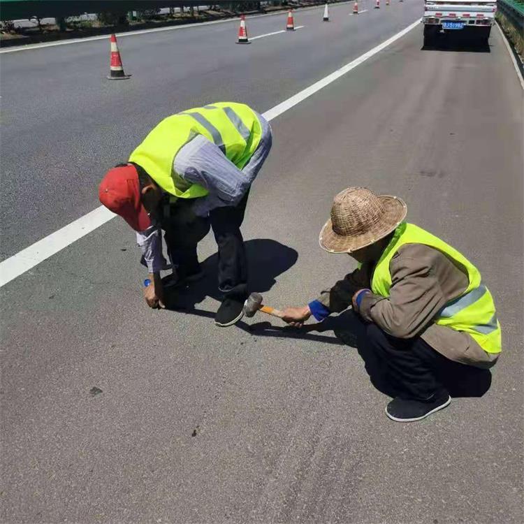 新疆贴缝带 日喀则公路贴缝带 寒冷型耐低温无胎砂面贴缝带