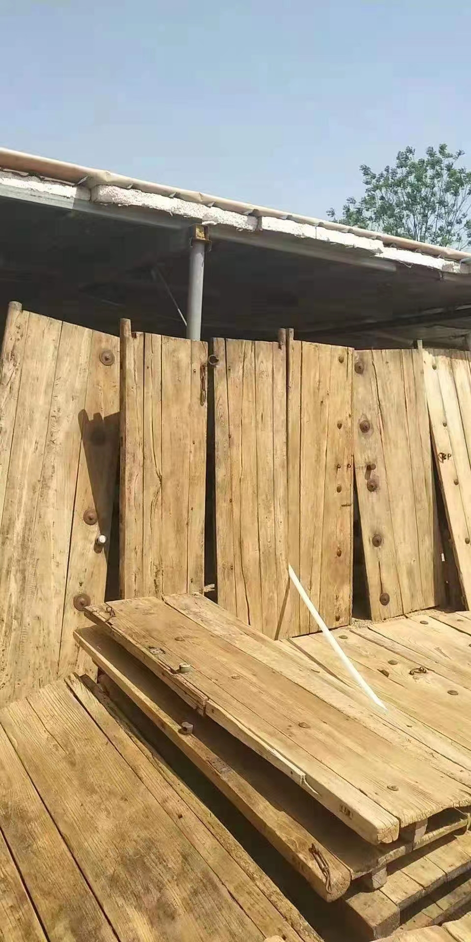 别墅装修老榆木板材 农村旧榆木门板 山东启杰 厂家批发