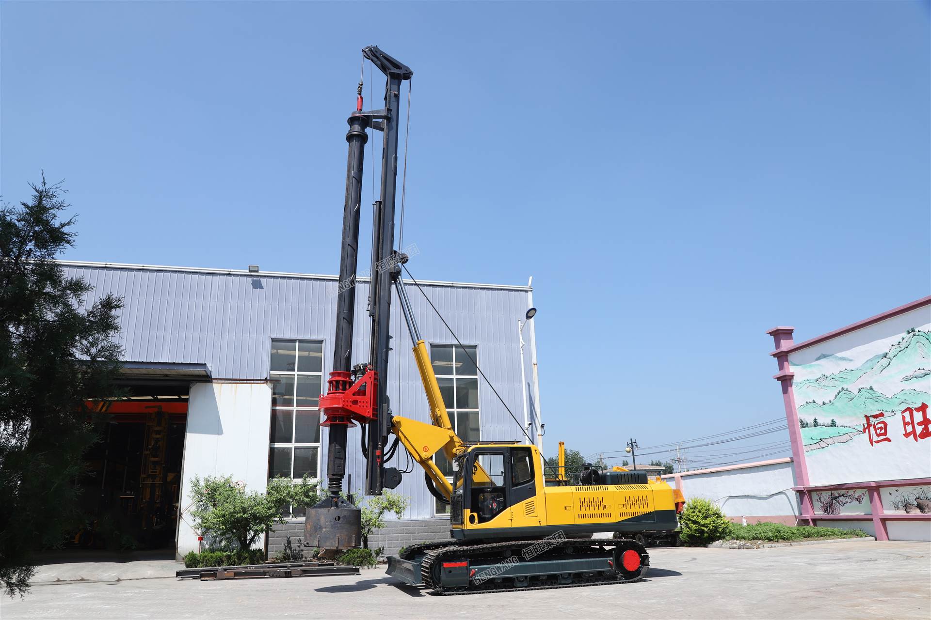 恒旺旋挖钻机 大口径地基桩打桩机 轮式旋挖钻机 房建旋挖钻机