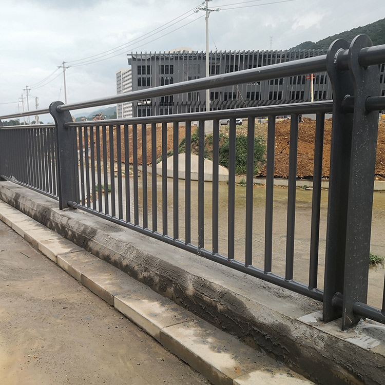 佛山河道护栏生产厂家桥梁栏杆按图报价校区景观防撞围栏