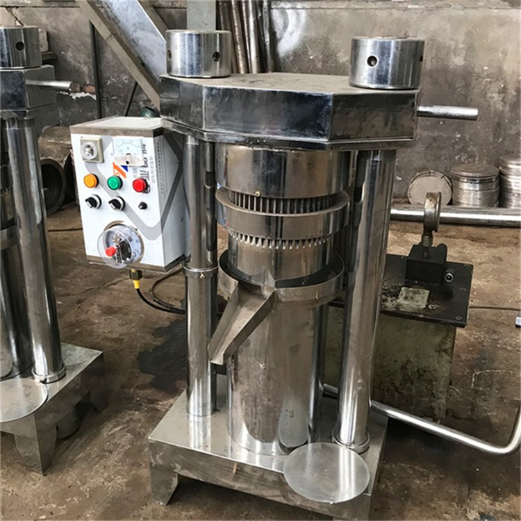 出售二手榨油机花生玉米大豆榨油机200型榨炼一体榨油机