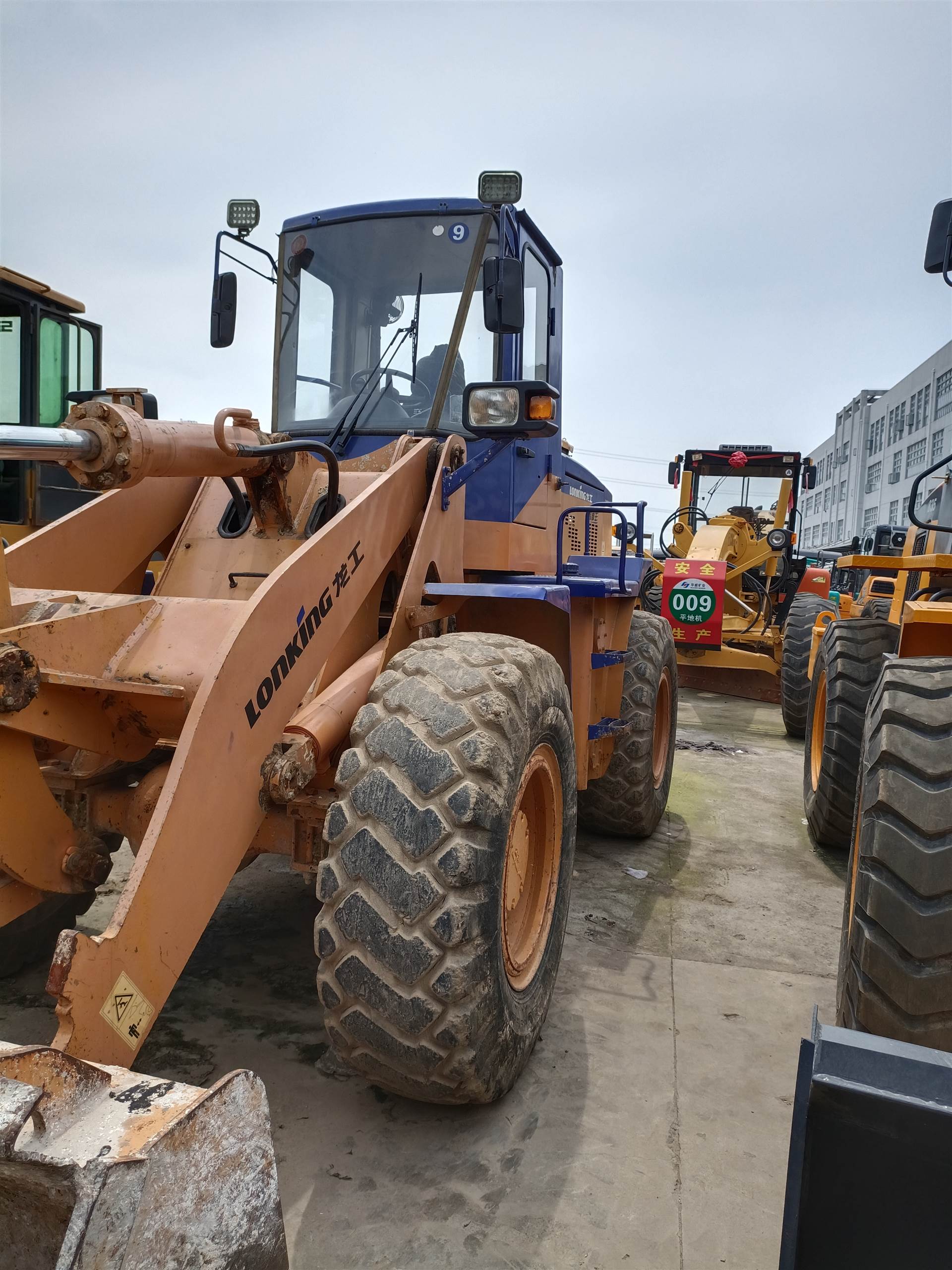 出售二手装载机二手龙工30装载机原车配置质量保证免费送货