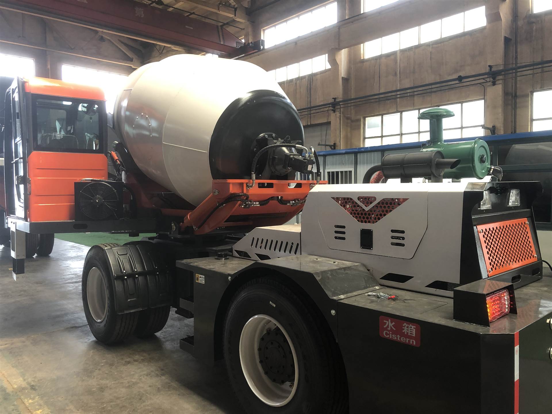 一体自上料搅拌车全自动搅拌站朝天锅自上料搅拌桶批发出售