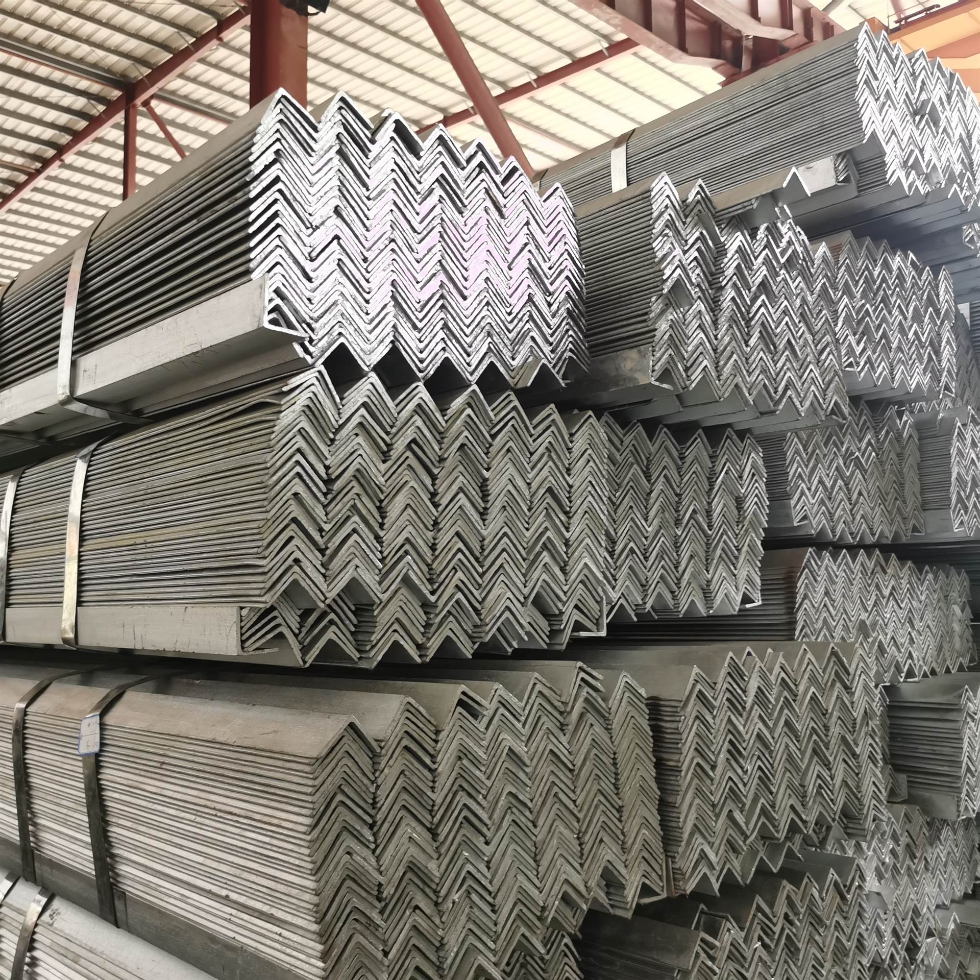 q345角钢 连接件用镀锌角钢 l60热浸镀锌角钢 乾朗钢铁 汕尾工程直供