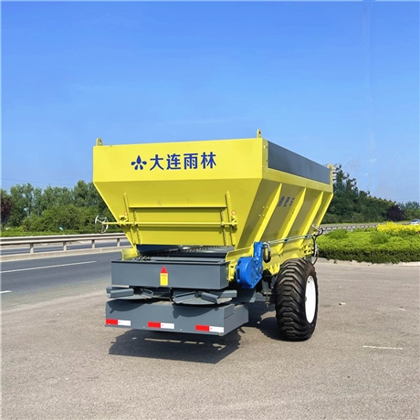 大连工厂直发 小型四轮车撒粪车 农村用的多功能撒肥机
