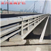 桥梁护栏厂生产 道路防撞景观栏杆 桥梁灯光复合管护栏价格