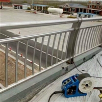 铸造石护栏 桥梁不锈钢复合管护栏 黑龙江不锈钢围墙栏杆厂家