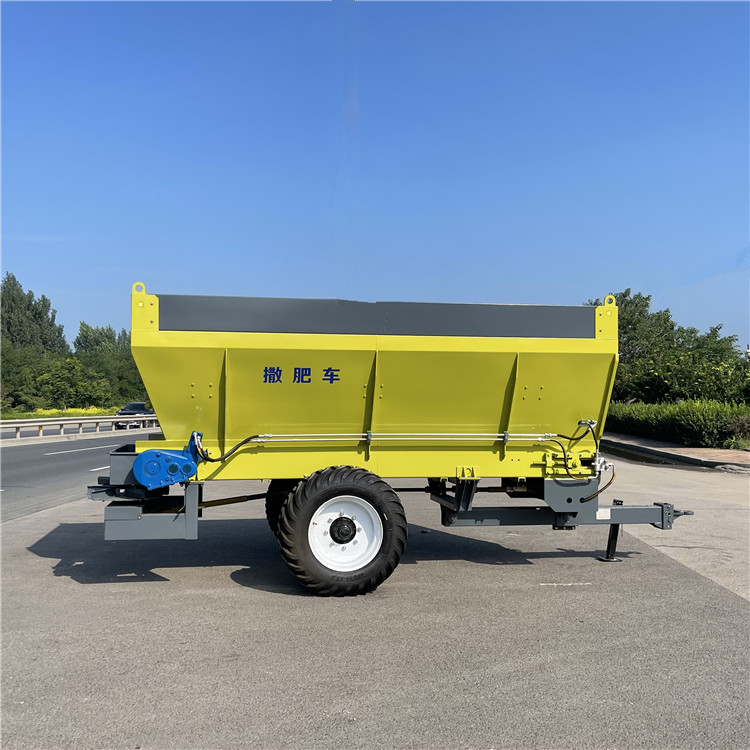 四轮拖拉机带的撒肥机 厂家直发大型有机肥撒肥车
