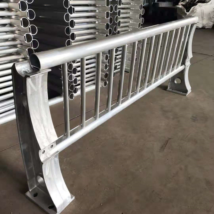 厂家生产钢结构桥梁护栏铝合金防撞护栏高速公路桥梁护栏价格
